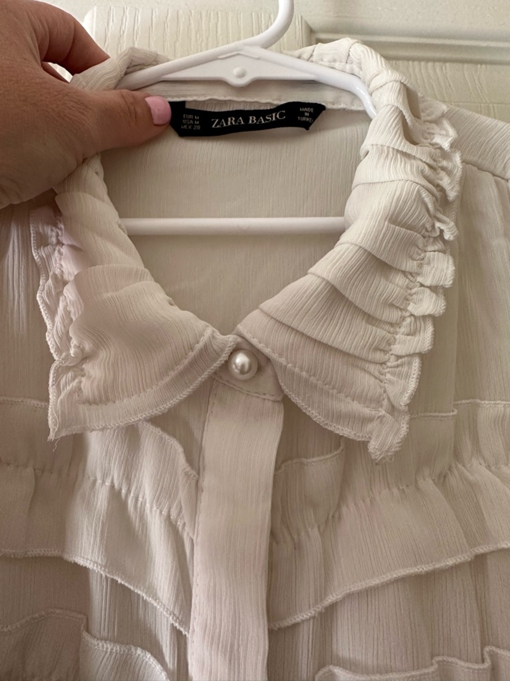 Zara Ivory Ruffled Pearl-Button Blouse - Picture 4 of 4